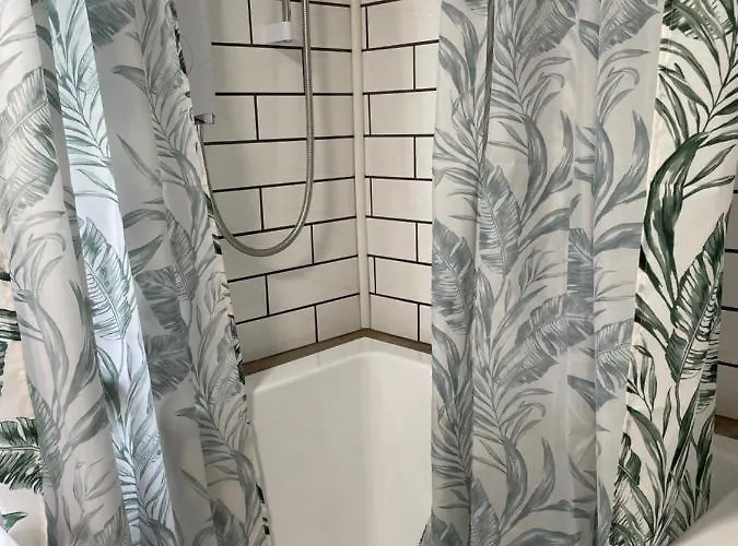 Hideaway@no3 * Thornton Dale