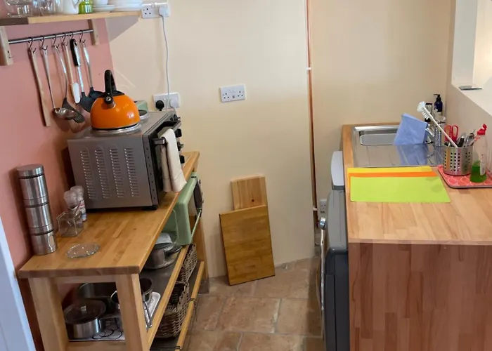 Hideaway@no3 * Thornton Dale